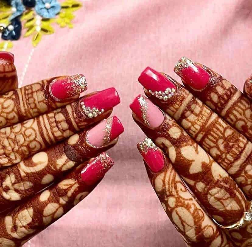 Best Bridal Mehendi & Nail Art Salon | Stunning Bridal Looks