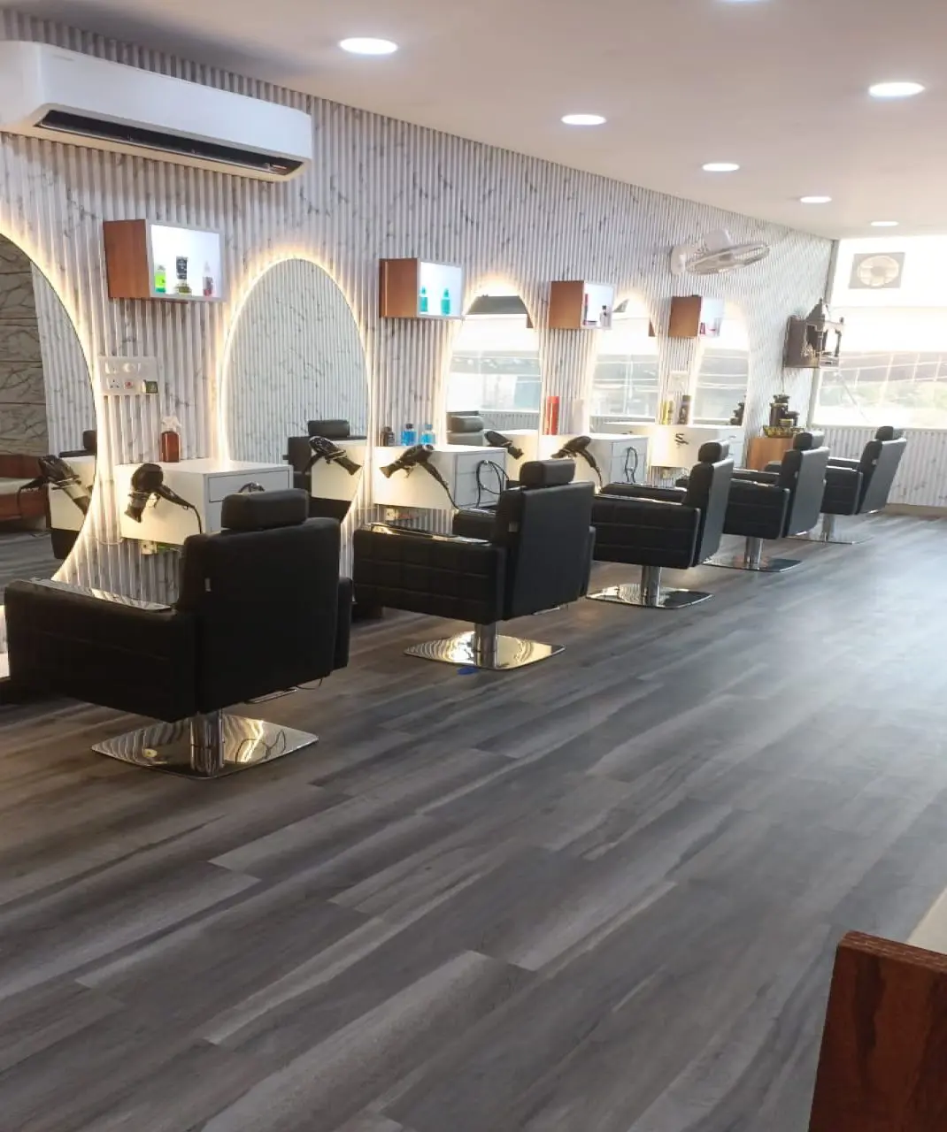 Salon de Sapphire