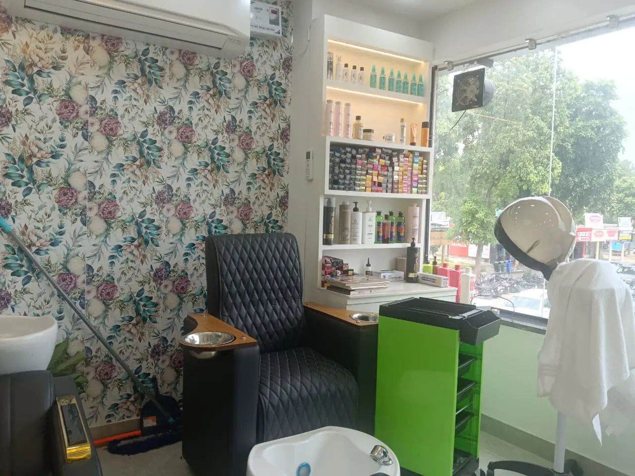 Business image 4