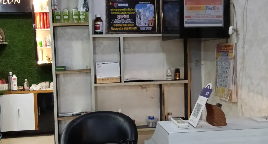 Mani Unisex Salon