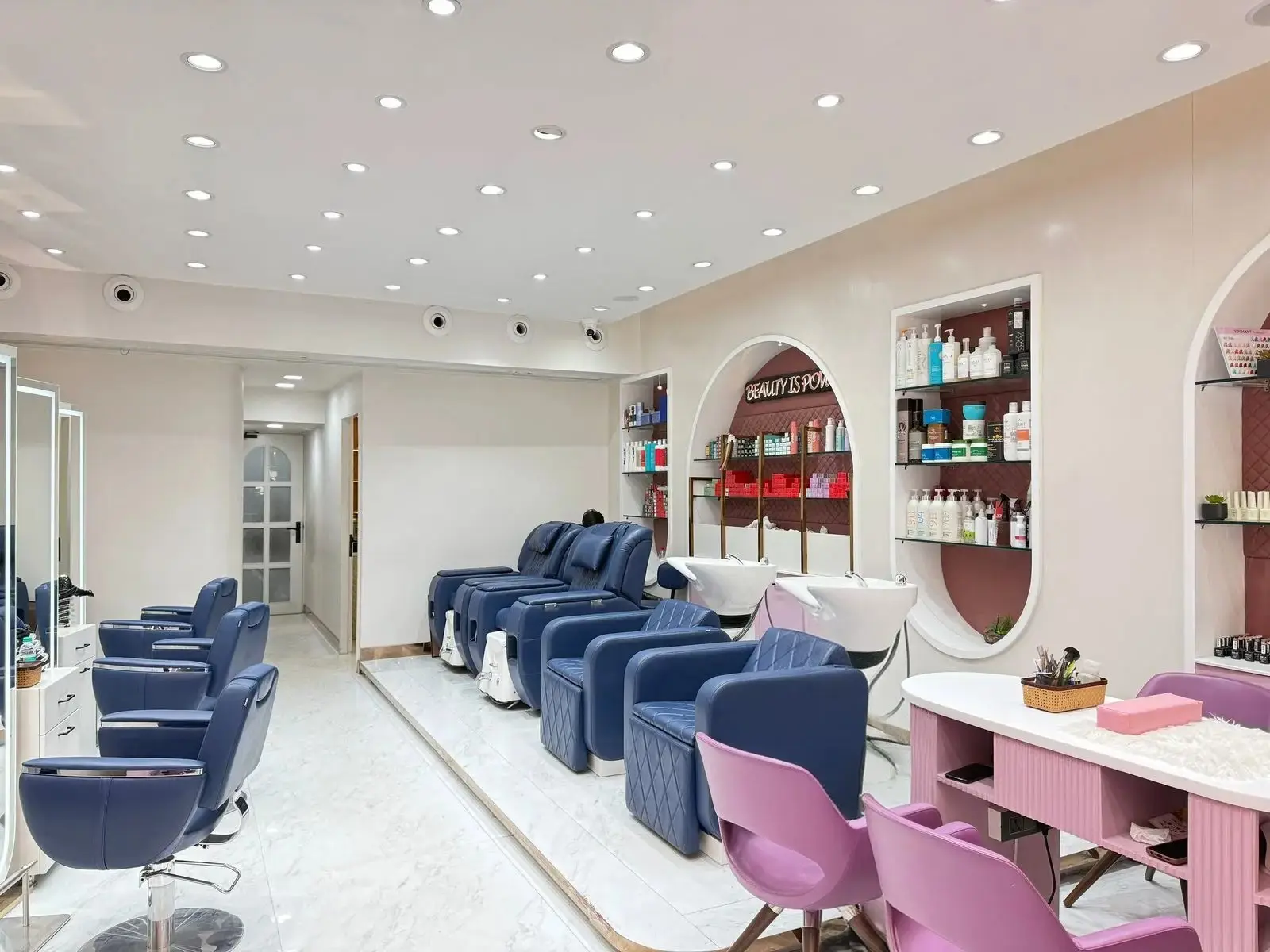 Business image 7
