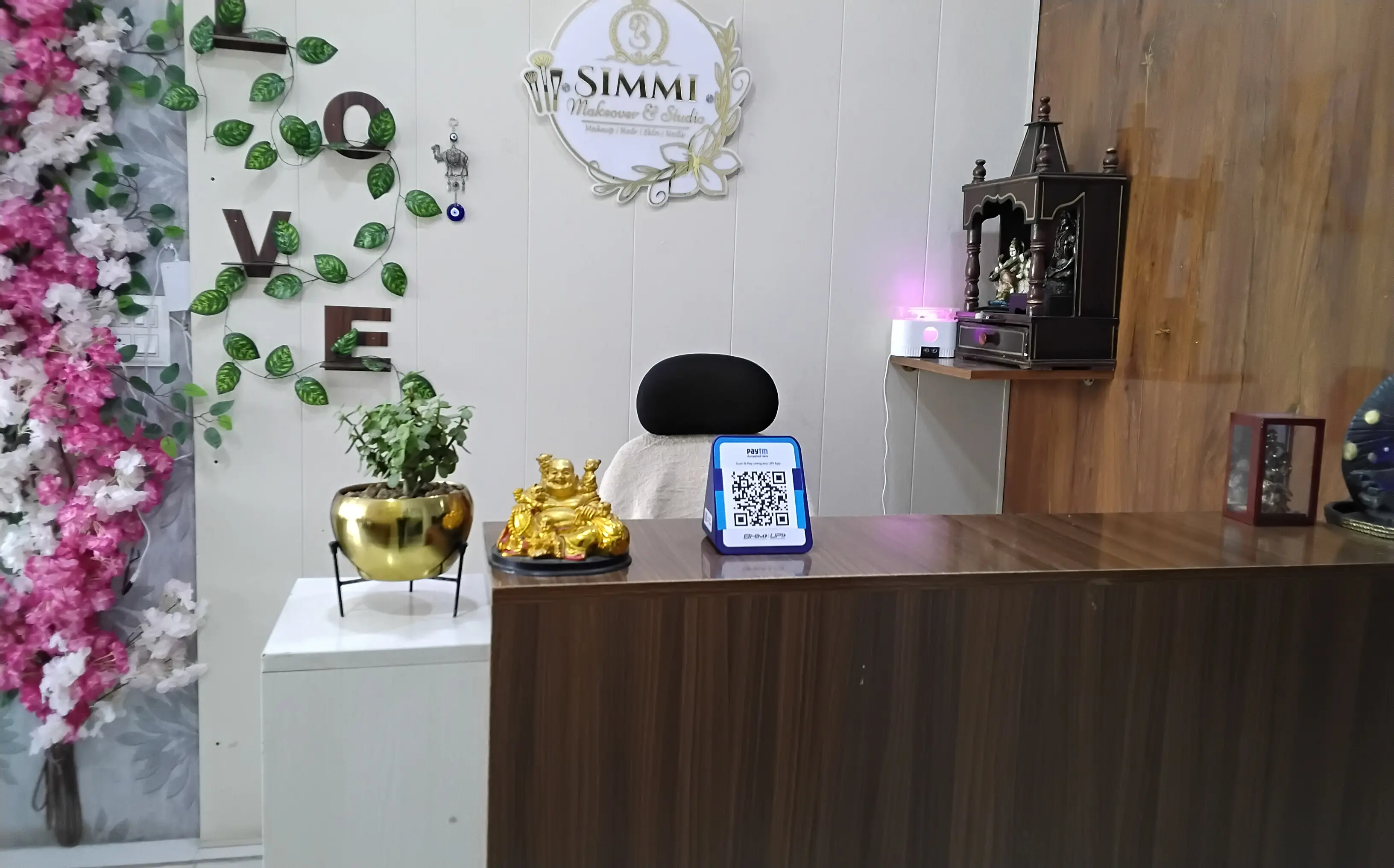 Simmii Makeover & Studio