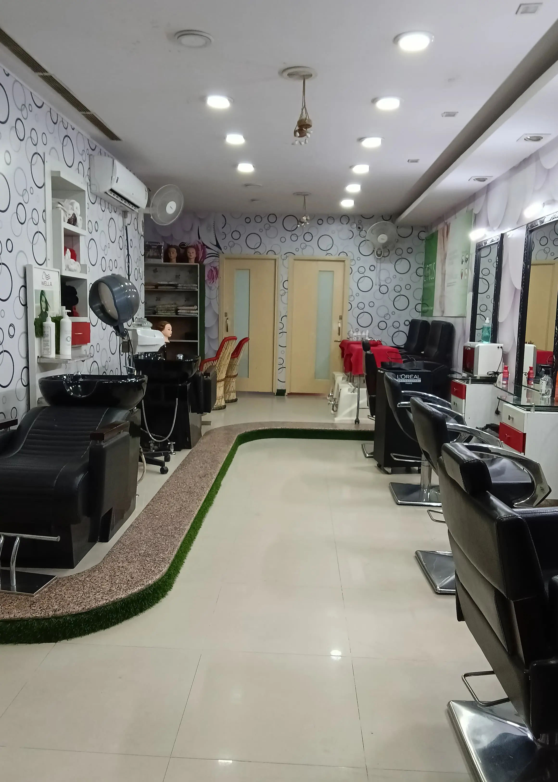 Business image 4