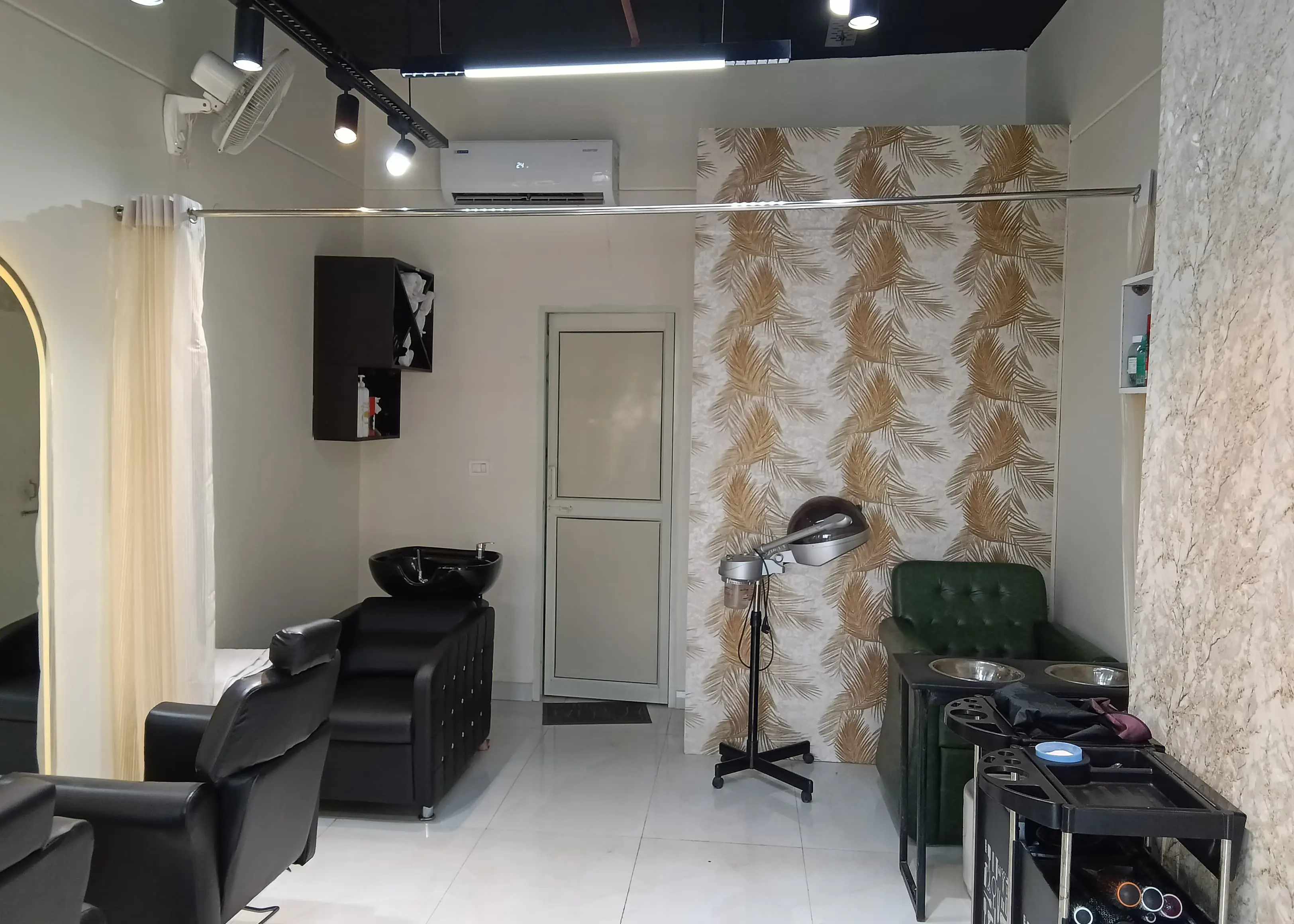 Business image 4