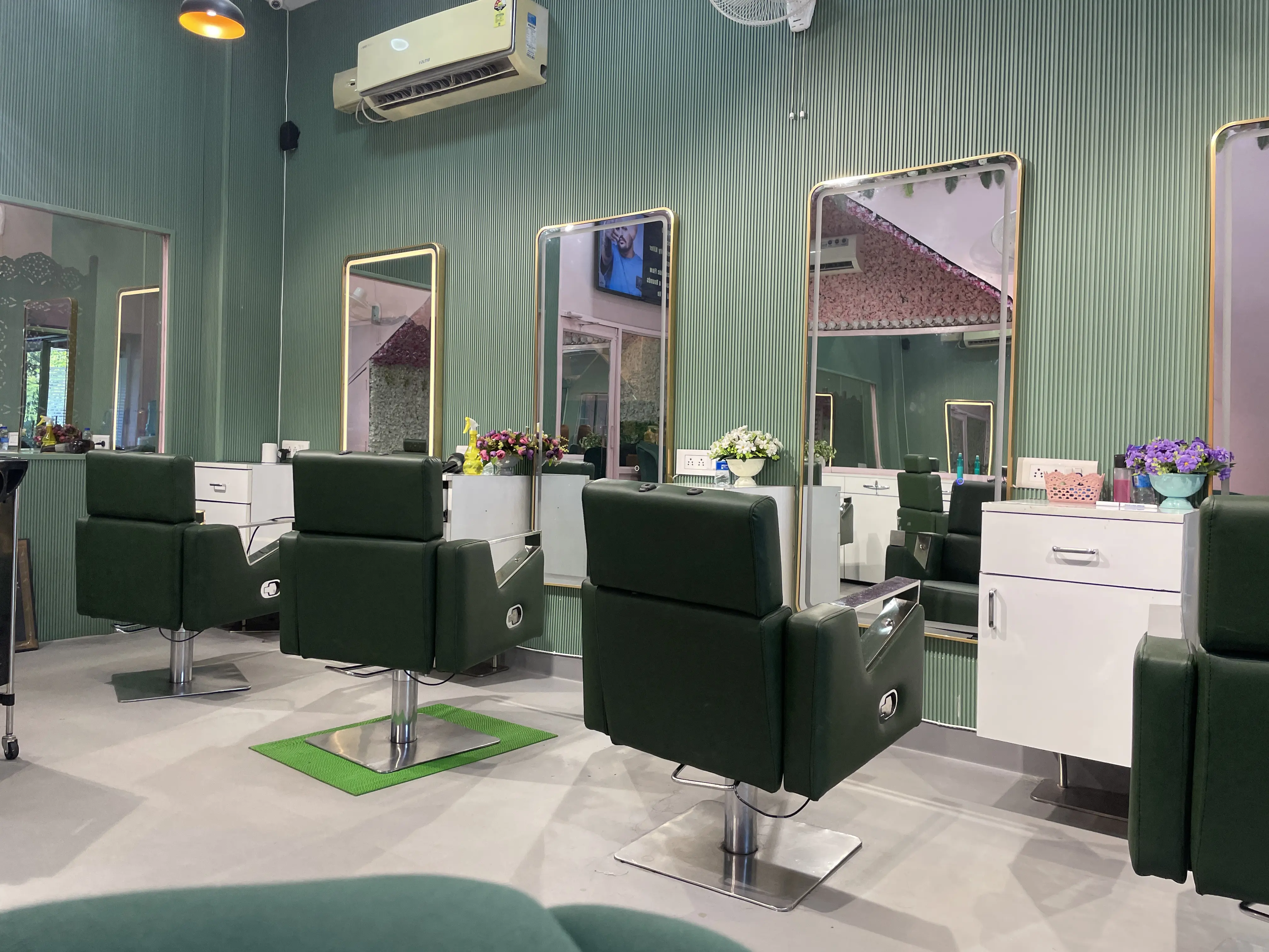 Business image 3