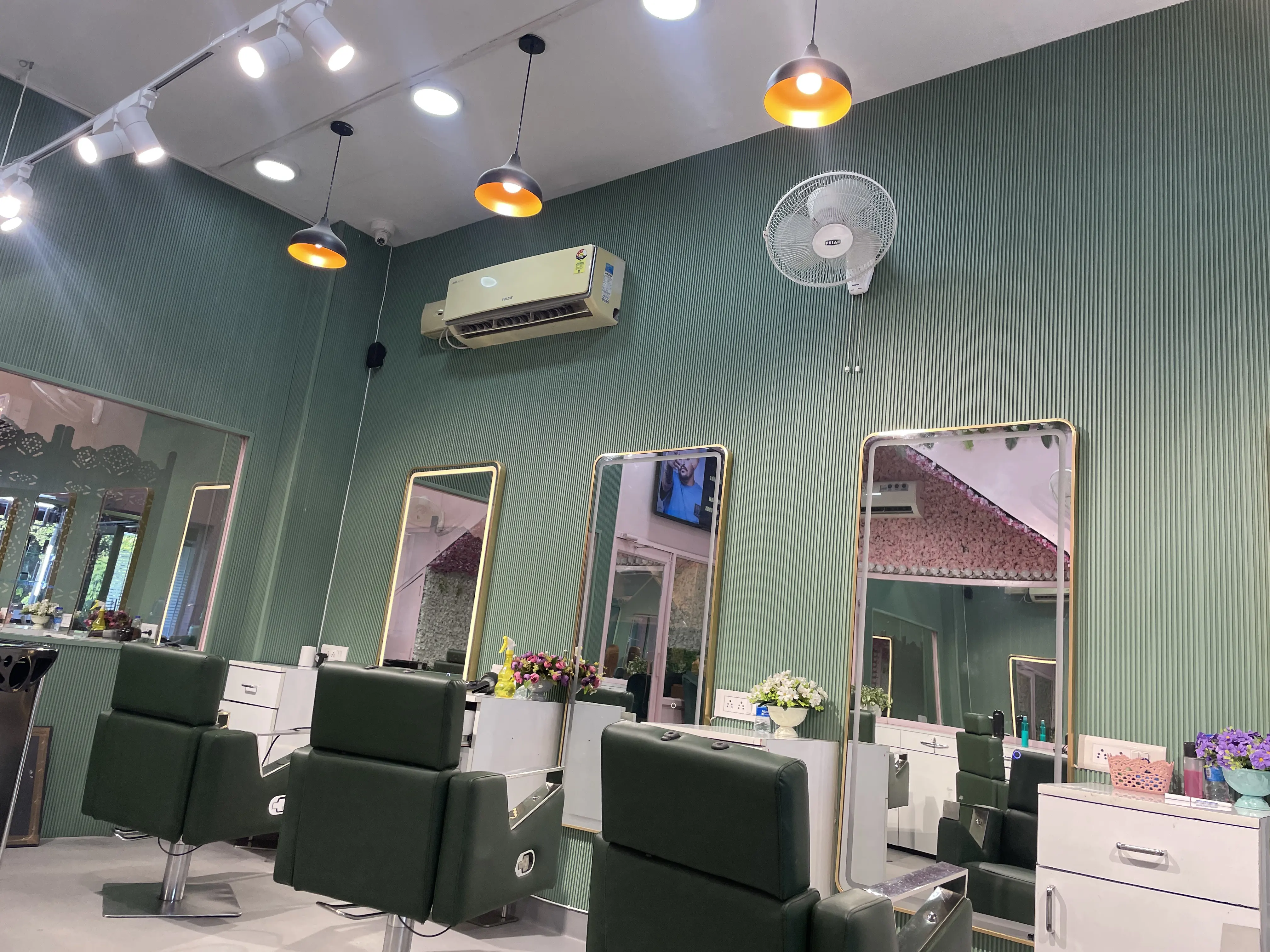 Business image 5